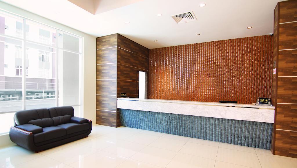 קוטה קינבלו Putatan Platinum Hotel מראה חיצוני תמונה