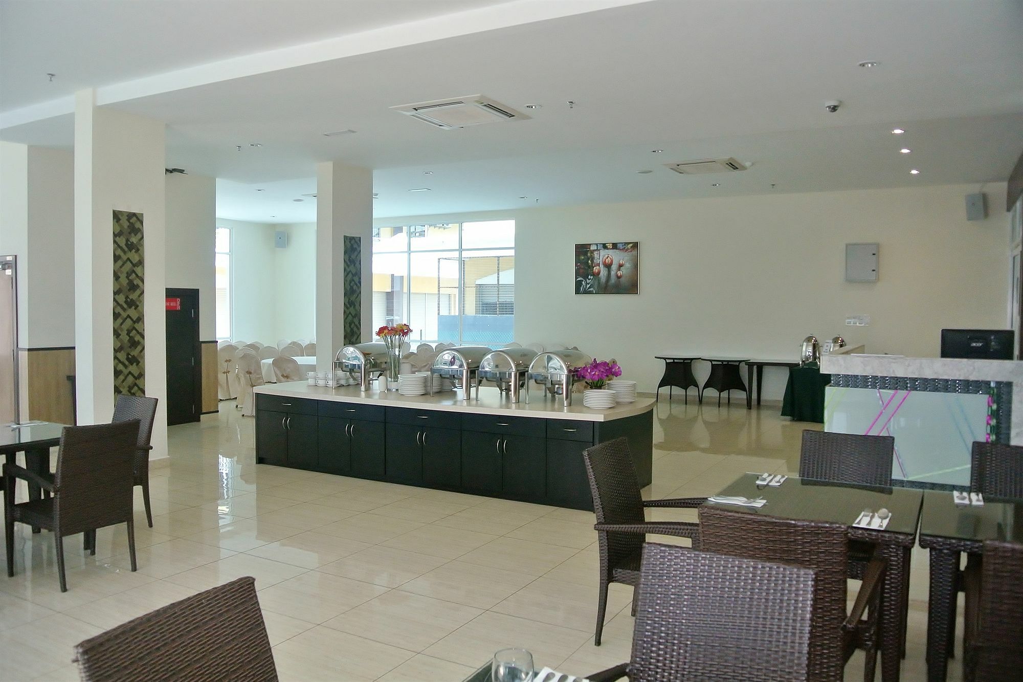 קוטה קינבלו Putatan Platinum Hotel מראה חיצוני תמונה